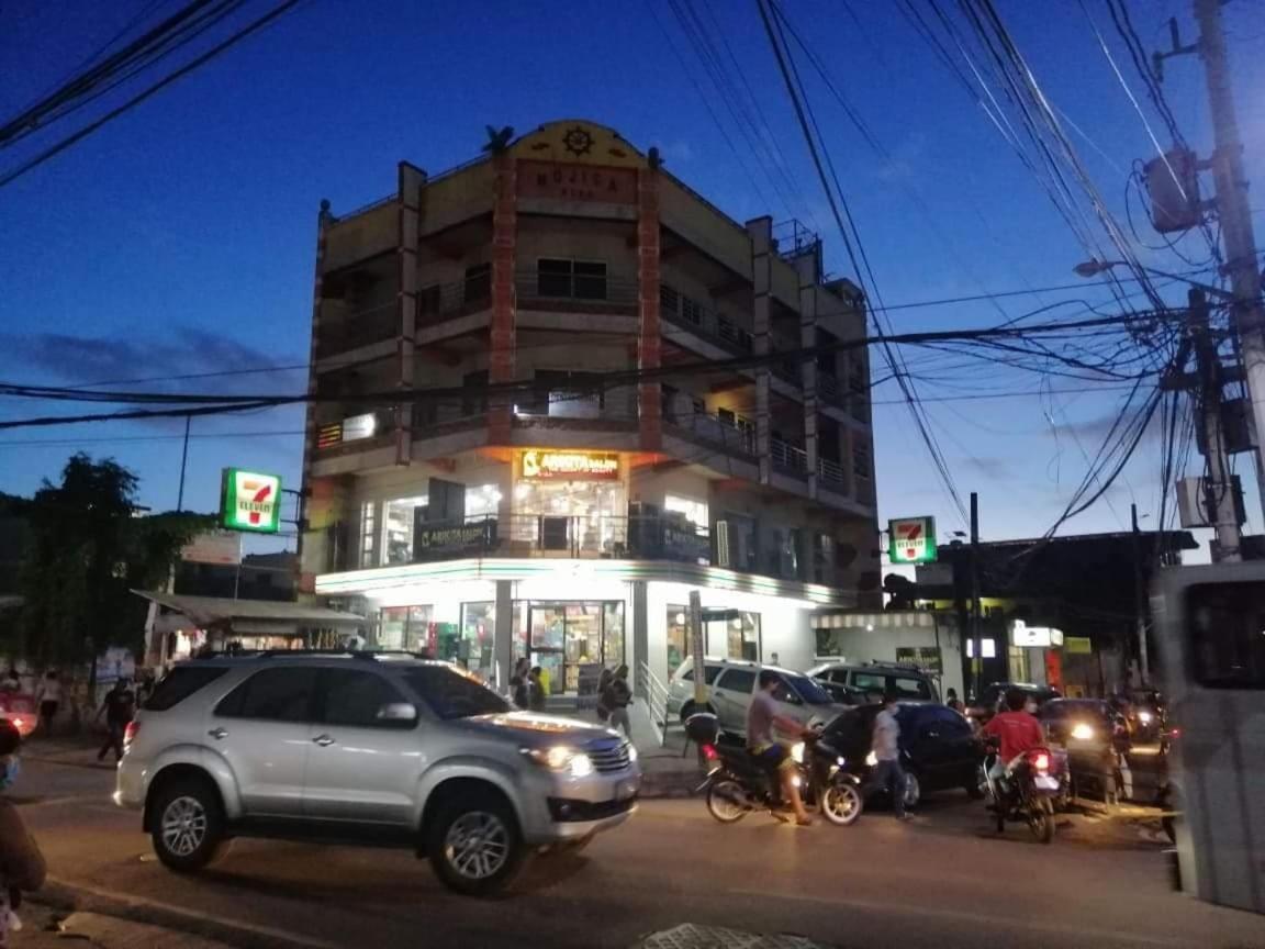Ekonumi Rooms At Moonwalk Paranaque Paranaque City Exterior foto