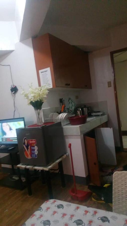 Ekonumi Rooms At Moonwalk Paranaque Paranaque City Exterior foto